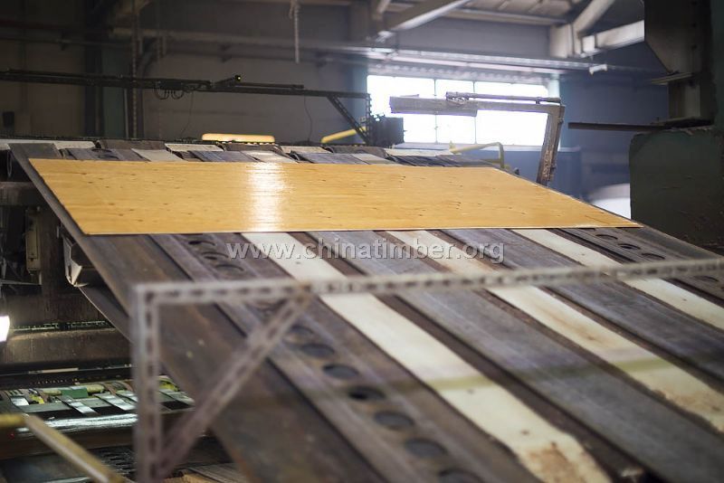 厂家直销出口到苏丹的硬质纤维板 家具家装用的硬纸板