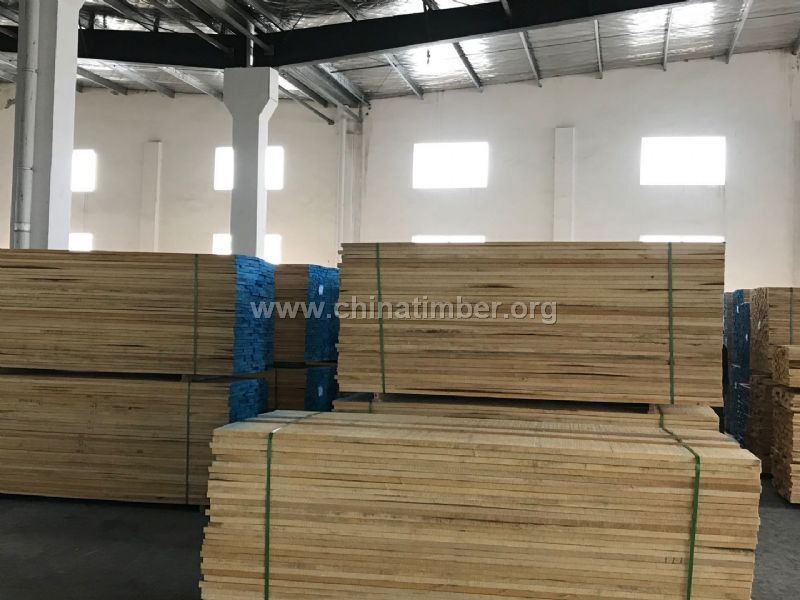 供應輕奢高檔金翅實木板材,紋理細膩,不變形板材,木