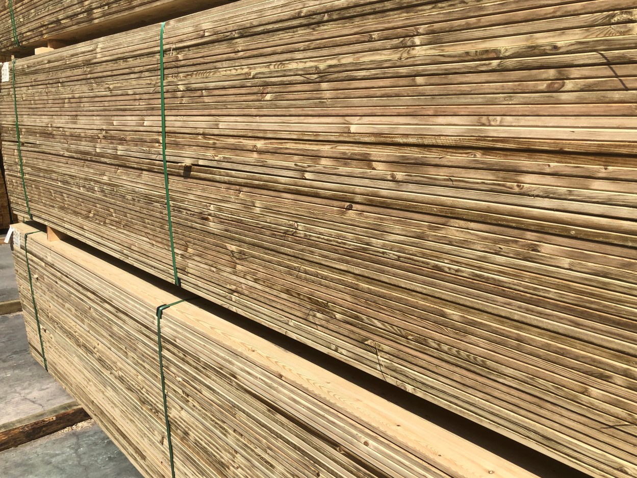 太仓防腐木户外庭院地板围栏